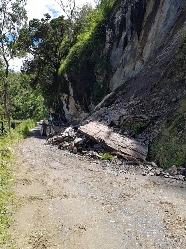 Landslip clearing Kempsey Road March 2022
